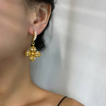 Load image into Gallery viewer, PEARL CROSS ΣΚΟΥΛΑΡΙΚΙΑ ΟΡΕΙΧΑΛΚΟΥ BESCE0207