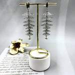 Load image into Gallery viewer, CHRISTMAS TREE ΑΤΣΑΛΙΝΑ ΣΚΟΥΛΑΡΙΚΙΑ BESCE0212