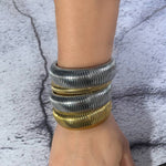 Load image into Gallery viewer, ΑΤΣΑΛΙΝΟ ΒΡΑΧΙΟΛΙ ΧΕΡΙΟΥ BESCH0049