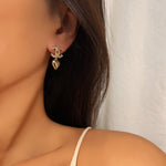 Load image into Gallery viewer, ΑΤΣΑΛΙΝΑ ΣΚΟΥΛΑΡΙΚΙΑ BESCE1229