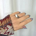 Load image into Gallery viewer, ΑΤΣΑΛΙΝΟ ΔΑΧΤΥΛΙΔΙ BESCR0093