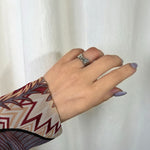 Load image into Gallery viewer, ΑΤΣΑΛΙΝΟ ΔΑΧΤΥΛΙΔΙ BESCR0095