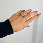 Load image into Gallery viewer, ΑΤΣΑΛΙΝΟ ΔΑΧΤΥΛΙΔΙ BESCR0162