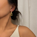 Load image into Gallery viewer, ΑΤΣΑΛΙΝΑ ΣΚΟΥΛΑΡΙΚΙΑ BESCE0641