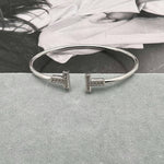 Load image into Gallery viewer, ΑΤΣΑΛΙΝΟ ΒΡΑΧΙΟΛΙ ΧΕΡΙΟΥ BESCH0236