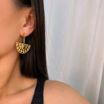 Load image into Gallery viewer, ΑΤΣΑΛΙΝΑ ΣΚΟΥΛΑΡΙΚΙΑ BESCE0391