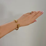 Load image into Gallery viewer, ΑΤΣΑΛΙΝΟ ΒΡΑΧΙΟΛΙ ΧΕΡΙΟΥ BESCH0104