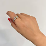 Load image into Gallery viewer, ΑΤΣΑΛΙΝΟ ΔΑΧΤΥΛΙΔΙ BESCR0180