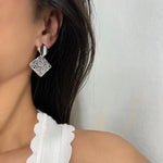 Load image into Gallery viewer, ΑΤΣΑΛΙΝΑ ΣΚΟΥΛΑΡΙΚΙΑ BESCE0951