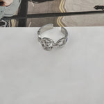 Load image into Gallery viewer, ΑΤΣΑΛΙΝΟ ΔΑΧΤΥΛΙΔΙ BESCR0185