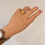 Load image into Gallery viewer, ΑΤΣΑΛΙΝΟ ΔΑΧΤΥΛΙΔΙ BESCR0186