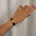 Load image into Gallery viewer, ΑΤΣΑΛΙΝΟ ΒΡΑΧΙΟΛΙ ΧΕΡΙΟΥ BESCH0325