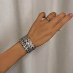 Load image into Gallery viewer, ΑΤΣΑΛΙΝΟ ΒΡΑΧΙΟΛΙ ΧΕΡΙΟΥ BESCH0329