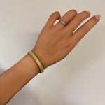 Load image into Gallery viewer, ΑΤΣΑΛΙΝΟ ΒΡΑΧΙΟΛΙ ΧΕΡΙΟΥ BESCH0340