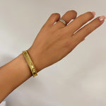 Load image into Gallery viewer, ΑΤΣΑΛΙΝΟ ΒΡΑΧΙΟΛΙ ΧΕΡΙΟΥ BESCH0342