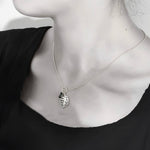 Load image into Gallery viewer, PALM LEAF ΑΣΗΜΕΝΙΟ ΚΟΛΙΕ ΜΕ ΠΡΑΣΙΝΟ ΖΙΡΓΚΟΝ BESCL0082