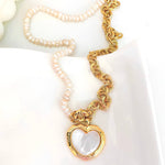 Load image into Gallery viewer, HALF HEART ΚΟΛΙΕ ΟΡΕΙΧΑΛΚΟΥ ΜΕ ΚΑΡΔΙΑ BESCL0090