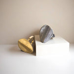 Load image into Gallery viewer, ΑΤΣΑΛΙΝΟ ΔΑΧΤΥΛΙΔΙ BESCR0068