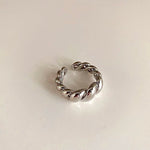 Load image into Gallery viewer, ΑΤΣΑΛΙΝΟ ΔΑΧΤΥΛΙΔΙ BESCR0086