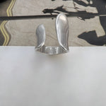 Load image into Gallery viewer, IN STYLE ΔΑΧΤΥΛΙΔΙ ΟΡΕΙΧΑΛΚΟΥ ΜΑΤ BESCR0165