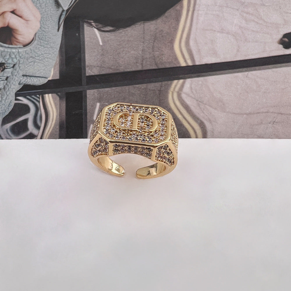 ΑΤΣΑΛΙΝΟ ΔΑΧΤΥΛΙΔΙ BESCR0202