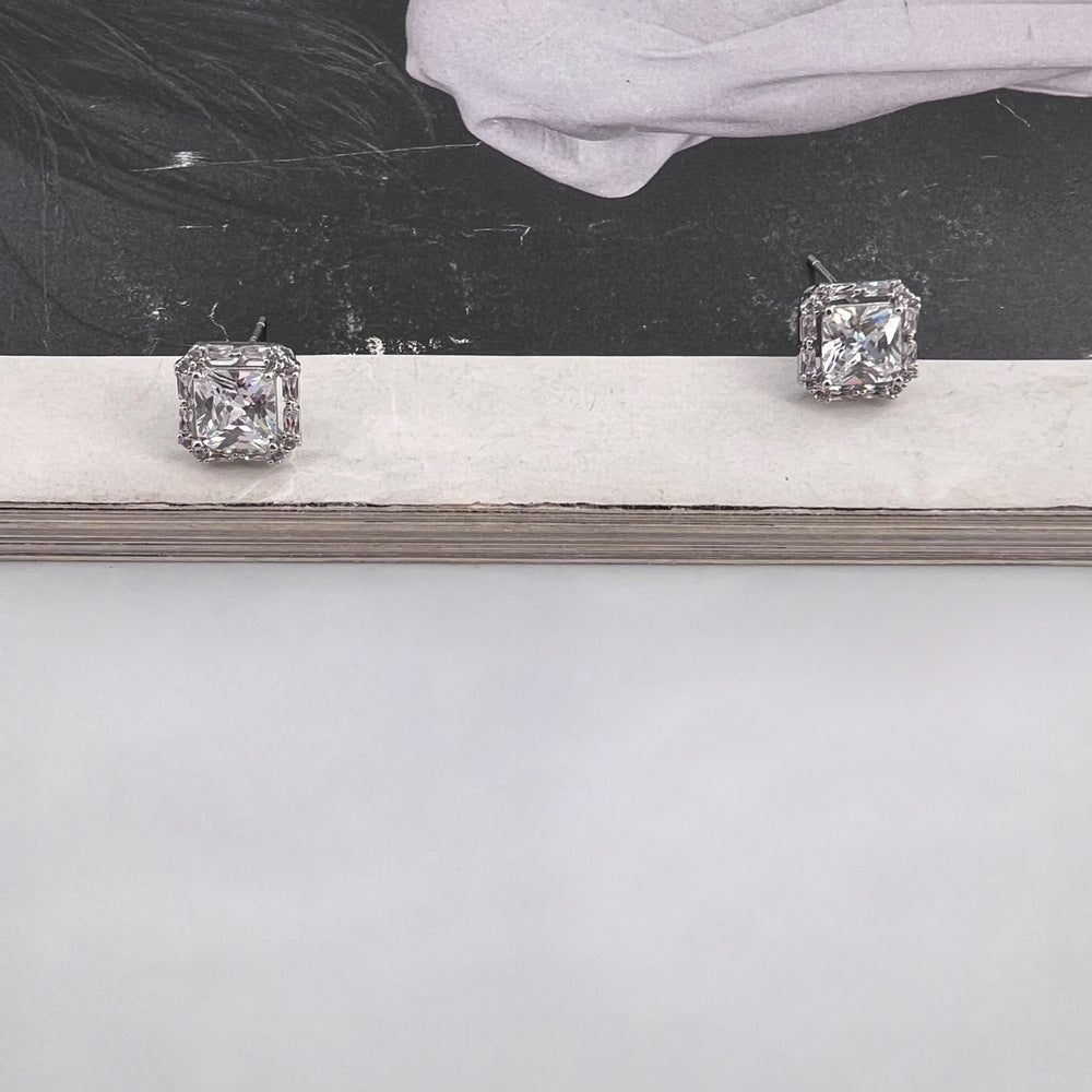 ΑΤΣΑΛΙΝΑ ΣΚΟΥΛΑΡΙΚΙΑ BESCE1158