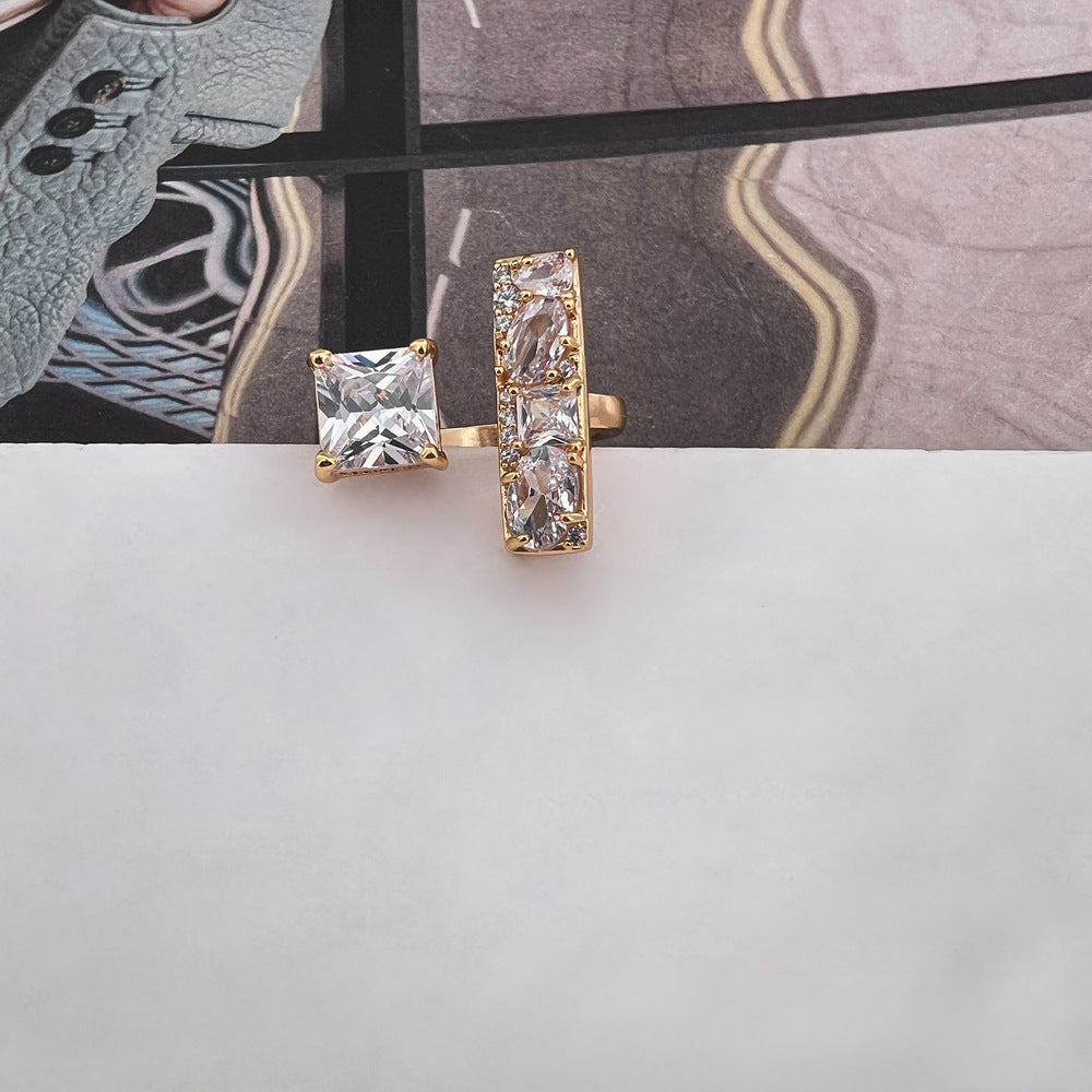 ΑΤΣΑΛΙΝΟ ΔΑΧΤΥΛΙΔΙ BESCR0204