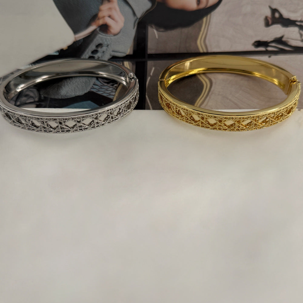 ΑΤΣΑΛΙΝΟ ΒΡΑΧΙΟΛΙ ΧΕΡΙΟΥ BESCH0362