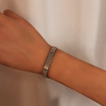 Load image into Gallery viewer, ΑΤΣΑΛΙΝΟ ΒΡΑΧΙΟΛΙ ΧΕΡΙΟΥ BESCH0363