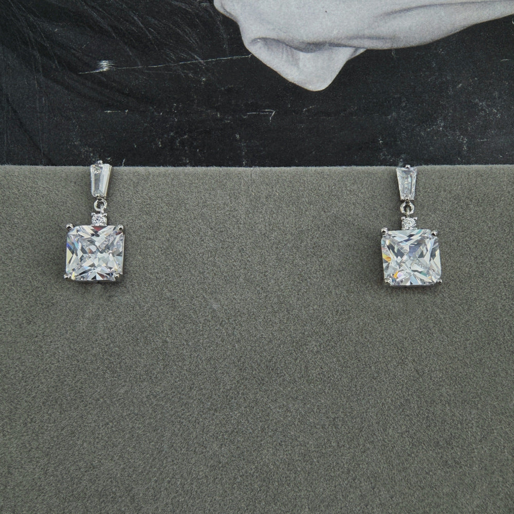 ΑΤΣΑΛΙΝΑ ΣΚΟΥΛΑΡΙΚΙΑ BESCE1221