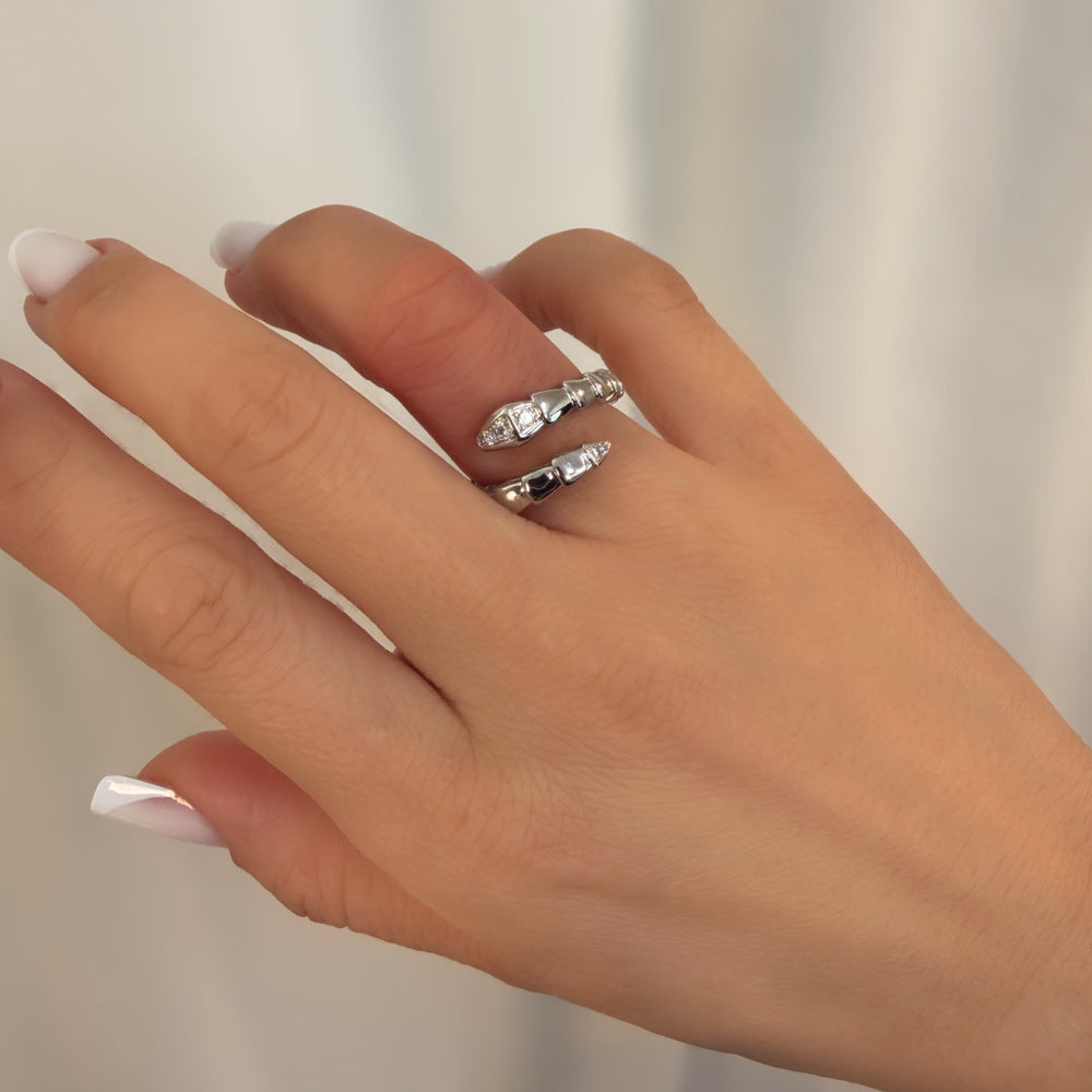 ΑΤΣΑΛΙΝΟ ΔΑΧΤΥΛΙΔΙ BESCR0223