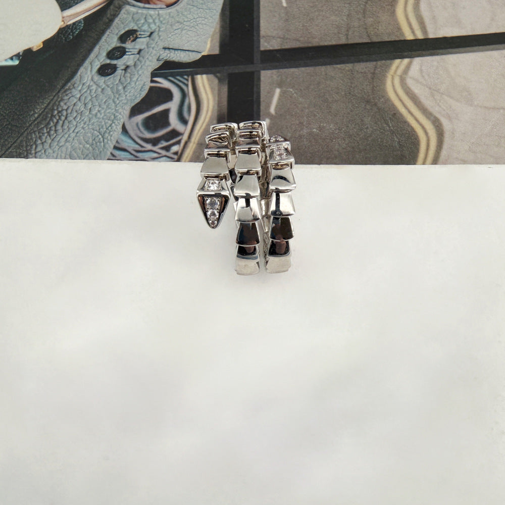 ΑΤΣΑΛΙΝΟ ΔΑΧΤΥΛΙΔΙ BESCR0224