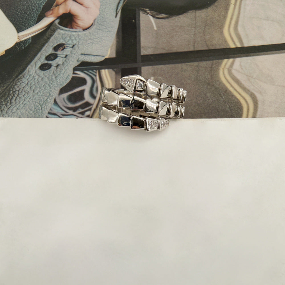 ΑΤΣΑΛΙΝΟ ΔΑΧΤΥΛΙΔΙ BESCR0224